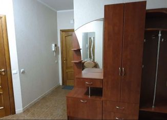 Аренда 3-комнатной квартиры, 76 м2, Калининград, Земельная улица, 20