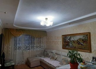 Продам трехкомнатную квартиру, 70 м2, Нальчик, улица Шортанова, 3, район Горная