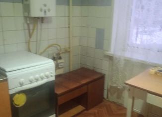 Продается 2-комнатная квартира, 47.2 м2, Кизел, улица Макаренко, 6