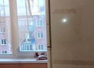 Сдается в аренду 2-комнатная квартира, 43 м2, Новокузнецк, Октябрьский проспект, 46