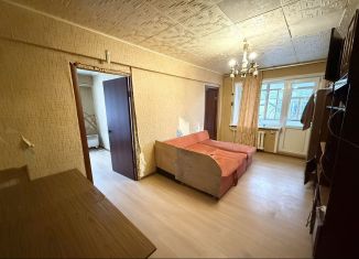 3-комнатная квартира в аренду, 50 м2, Калуга, улица Стеклянников Сад, 1