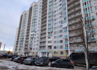 Аренда 2-ком. квартиры, 60 м2, Серпухов, бульвар 65 лет Победы, 19