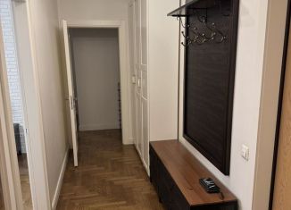 Сдам 2-ком. квартиру, 56 м2, Москва, Фруктовая улица, 8к2