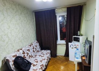 Сдача в аренду комнаты, 10 м2, Москва, Ясногорская улица, 3