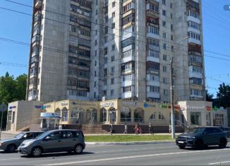 Сдам в аренду торговую площадь, 70 м2, Белгород, улица Костюкова, 55