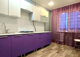 Продам 3-ком. квартиру, 65 м2, Волгоградская область, улица Мира, 47