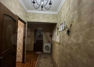 Продажа 2-комнатной квартиры, 65 м2, Махачкала, улица Абдуразака Шахбанова, 4А