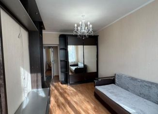 Продажа 2-ком. квартиры, 47 м2, Симферополь, улица Трубаченко, 12