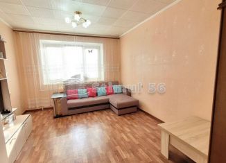 Продается 1-ком. квартира, 40 м2, Оренбург, Салмышская улица, 56