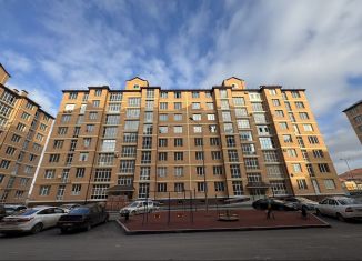 Трехкомнатная квартира на продажу, 108 м2, Чечня, улица Сайханова, 133к17