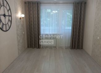 Продаю 2-ком. квартиру, 46 м2, Дзержинск, улица Самохвалова, 10