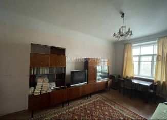 Продается 2-ком. квартира, 55.1 м2, Новосибирск, улица Титова, 22