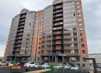 Продам трехкомнатную квартиру, 71 м2, Абакан, улица Кирова, 185к1