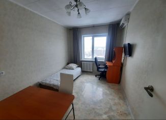 Сдаю в аренду комнату, 12 м2, Иркутск, микрорайон Первомайский, 55