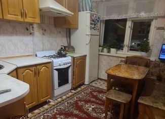 Продается 3-ком. квартира, 60.5 м2, Курск, улица Крюкова, 16