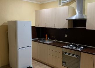 Продажа 1-комнатной квартиры, 43 м2, Казань, ЖК Изумрудный Город, улица Салиха Батыева, 17