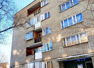 Продаю 1-ком. квартиру, 23 м2, Копейск, Театральная улица, 1