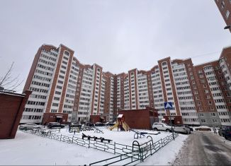 Продаю 2-ком. квартиру, 58 м2, Чехов, Московская улица, 110