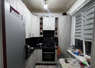 Продаю 4-ком. квартиру, 59 м2, Железноводск, улица Карла Маркса, 33