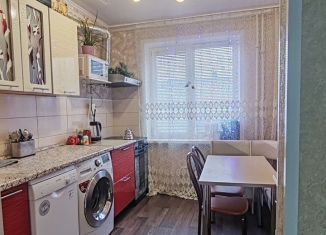 Продается 3-комнатная квартира, 59 м2, Юрга, улица Мира, 7А