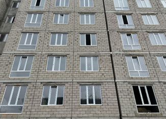 Продам однокомнатную квартиру, 44 м2, Кабардино-Балкариия, улица Шогенова, 8