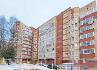 Продаю 3-комнатную квартиру, 90 м2, Коми, Коммунистическая улица, 7