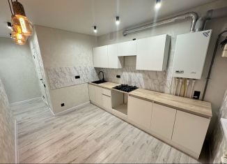 Продажа 1-комнатной квартиры, 34 м2, Калуга, улица Братьев Луканиных, 7