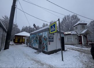 Сдам в аренду торговую площадь, 24 м2, Гатчина, площадь Варшавского Вокзала, 1с2