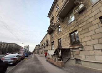 Продажа 4-комнатной квартиры, 105.7 м2, Санкт-Петербург, улица Савушкина, 15, метро Пионерская