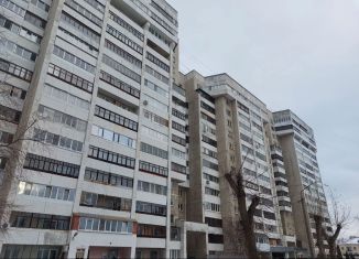 Сдаю в аренду 1-ком. квартиру, 38 м2, Екатеринбург, улица Победы, 51