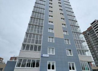 Продается 2-ком. квартира, 57.8 м2, Новочебоксарск, Советская улица, 58