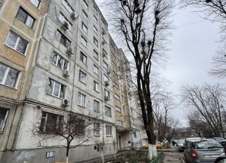 Продам 3-комнатную квартиру, 63 м2, Ростов-на-Дону, Гагринская улица, 5/1