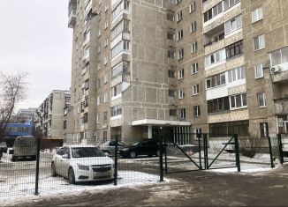 Продажа 2-комнатной квартиры, 49 м2, Екатеринбург, улица Ильича, 43, метро Уралмаш