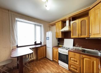 Аренда трехкомнатной квартиры, 70 м2, Смоленск, улица Попова, 112