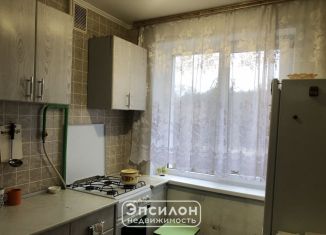 Продам четырехкомнатную квартиру, 82.3 м2, Курск, улица Дейнеки, 30