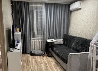 Продается 2-ком. квартира, 43 м2, Сарапул, улица Горького, 13А