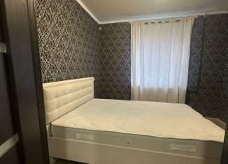 Сдается в аренду 2-ком. квартира, 50 м2, Белореченск, улица Ленина, 125