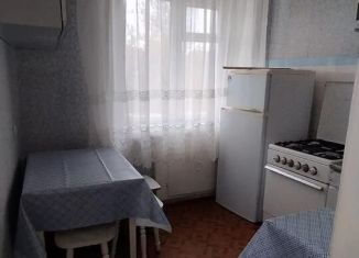 Сдаю 2-комнатную квартиру, 38 м2, Тольятти, улица Ленина, 113