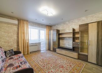 Сдача в аренду 2-ком. квартиры, 56 м2, Хабаровский край, Зелёная улица, 25