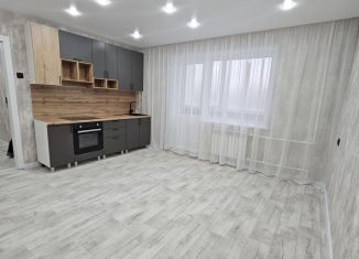 Продам 2-ком. квартиру, 52 м2, Тобольск, 10-й микрорайон, 67