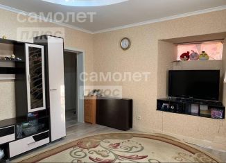 Продажа 3-комнатной квартиры, 41.6 м2, Астраханская область, улица Набережная 1 Мая, 14