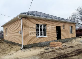 Продам дом, 120 м2, Калмыкия, 6-й микрорайон, 15Б