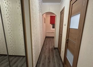 Сдам в аренду 2-ком. квартиру, 52 м2, Москва, улица Хачатуряна, 16