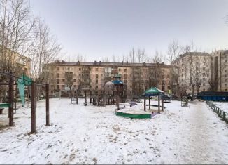 Продам 2-ком. квартиру, 45 м2, Тюмень, Рижская улица, 72