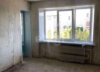 Продается 2-комнатная квартира, 48 м2, Старый Оскол, микрорайон Жукова, 43