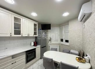 Продается 2-ком. квартира, 54 м2, село Немчиновка, Советский проспект, 106