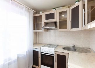 Продажа 3-ком. квартиры, 58 м2, Благовещенск, Амурская улица, 20