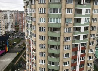 Сдаю в аренду 1-ком. квартиру, 49 м2, Москва, улица Льва Яшина, 5к1, район Некрасовка