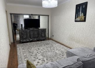 Продается 2-комнатная квартира, 77 м2, Дагестан, улица Абдуллы Гаджиева, 26А