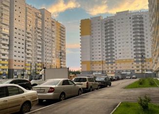 Продаю 1-комнатную квартиру, 41 м2, Красноярск, ЖК Нанжуль-Солнечный, улица Светлова, 42